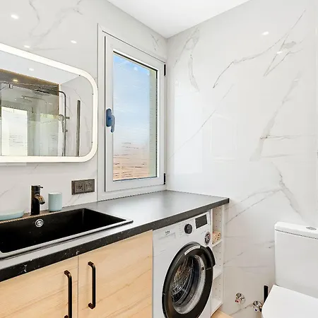 Modern Cozy Ocean View Near The With Swimming Pool In Complex Appartement